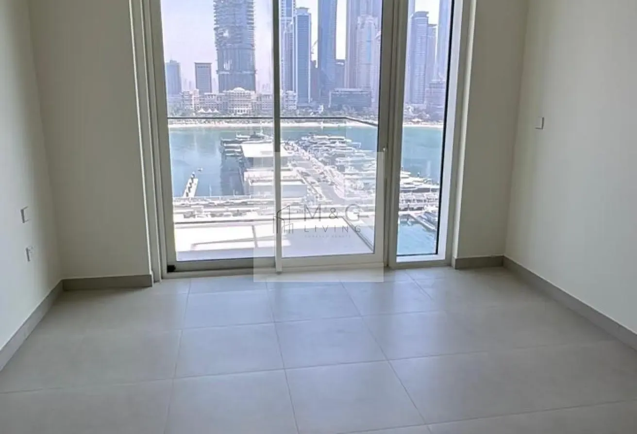 Panoramic Marina Sea View| Light Interiors |Ready