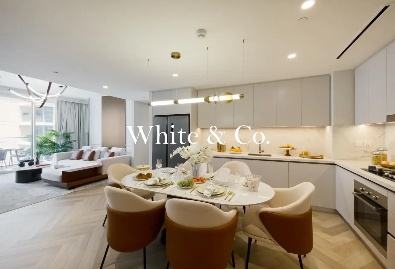 TASTEFULLY UPGRADED|DUAL VIEWS|FURNISHED