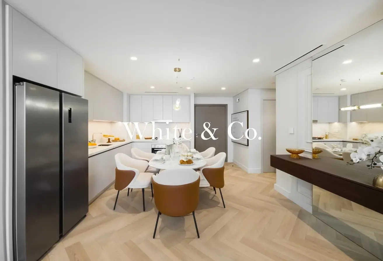 TASTEFULLY UPGRADED|DUAL VIEWS|FURNISHED