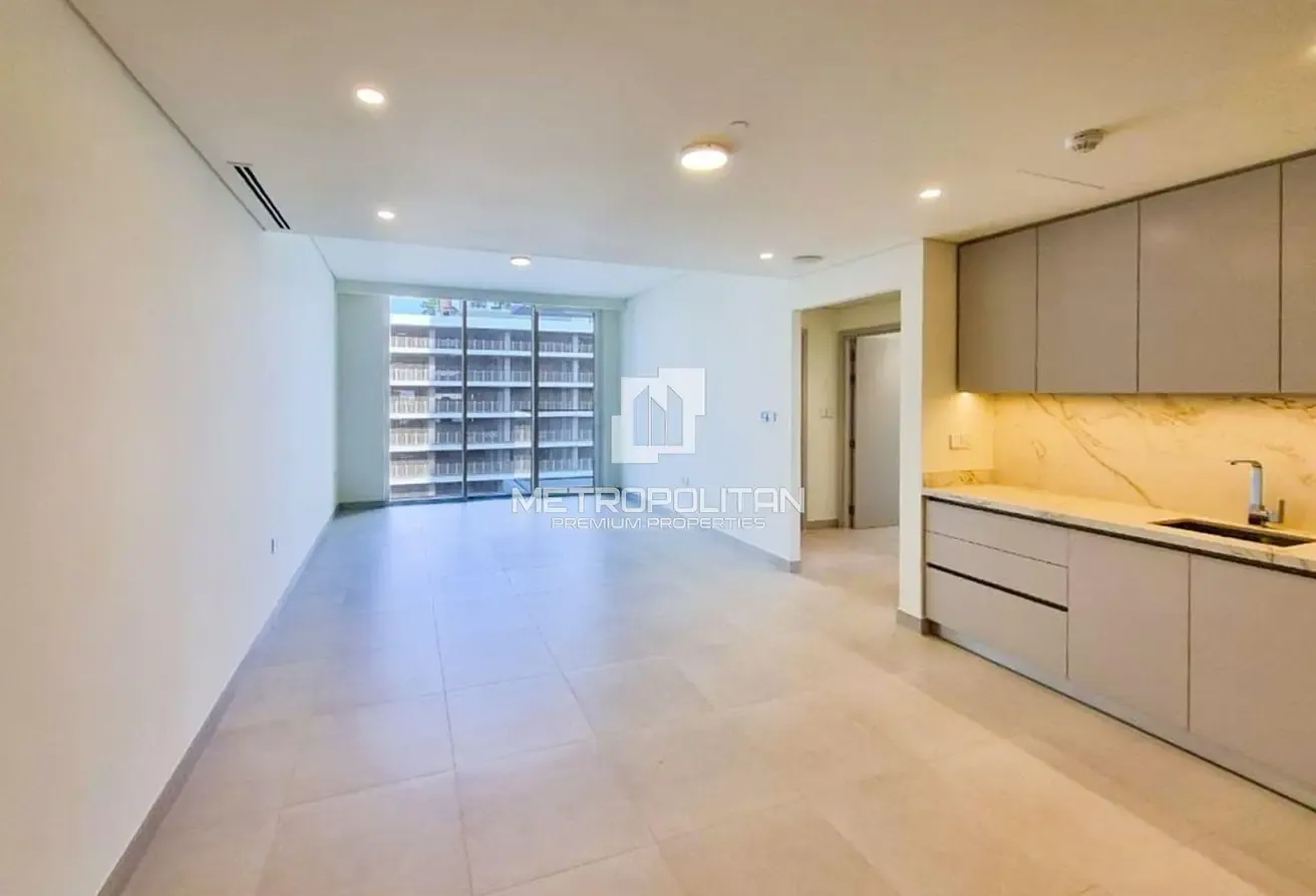 Sea View Living | Spacious Layout | Beach Access