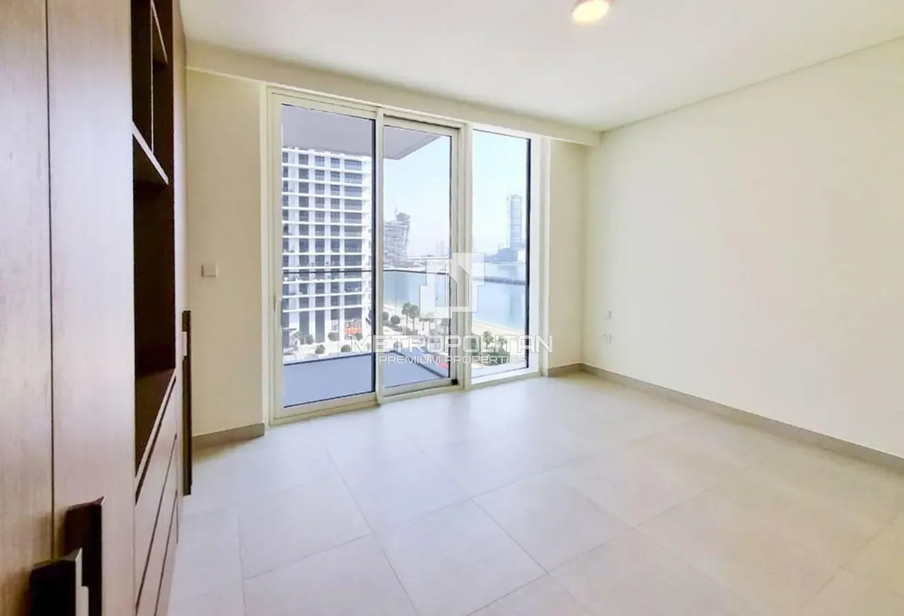 Sea View Living | Spacious Layout | Beach Access