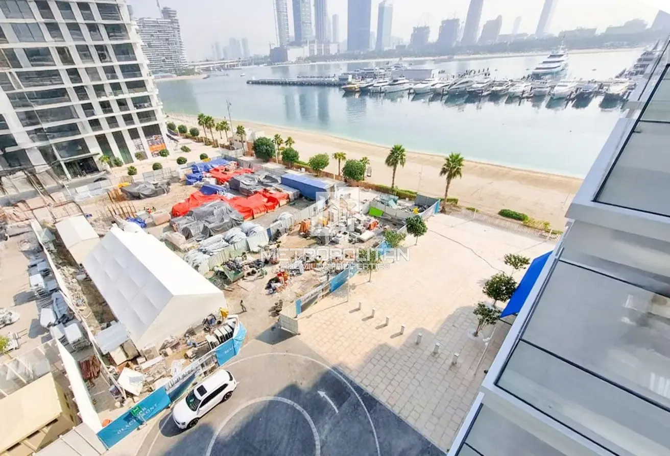 Sea View Living | Spacious Layout | Beach Access