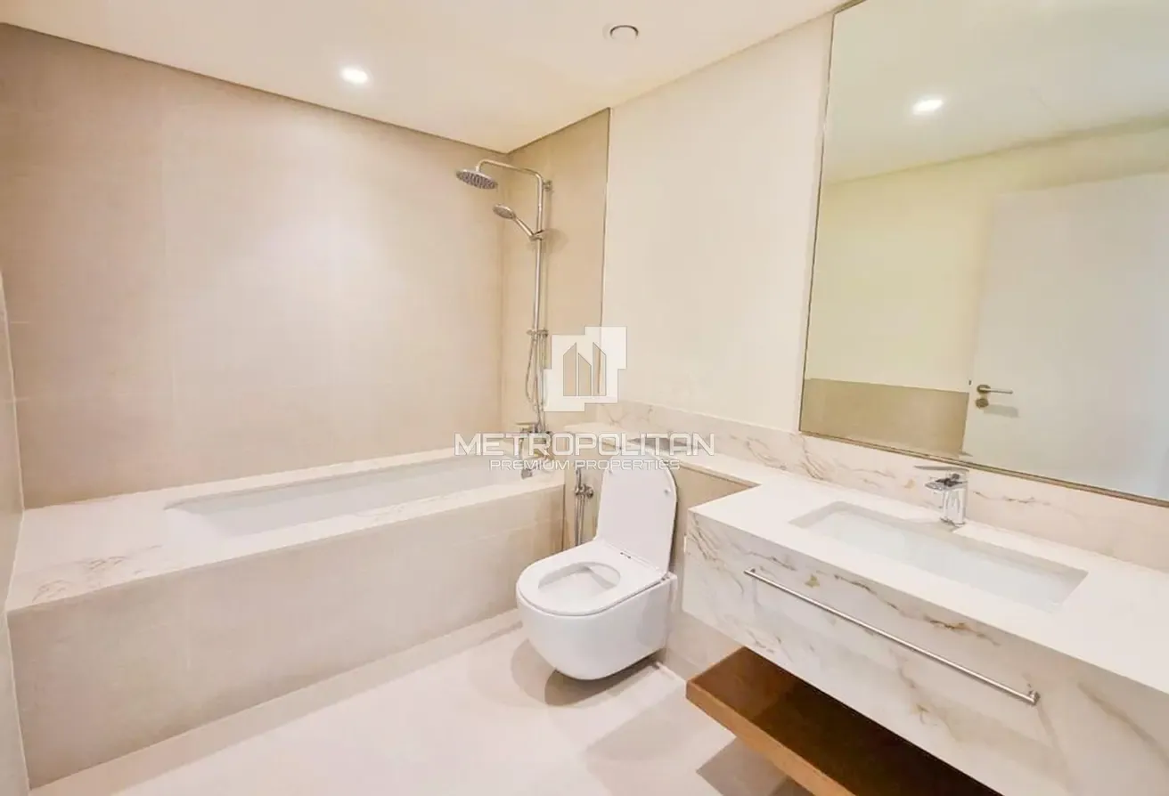 Sea View Living | Spacious Layout | Beach Access