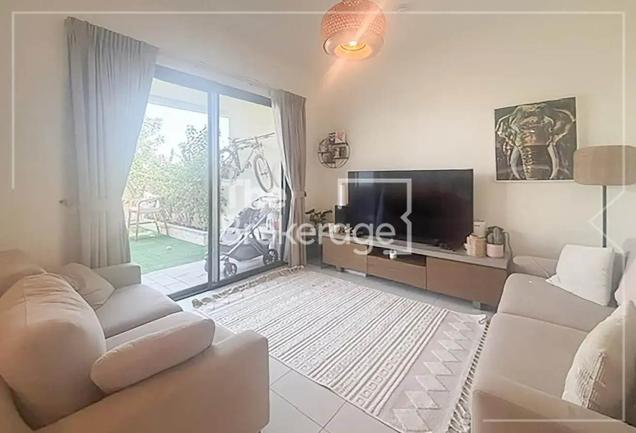Beautiful Home | Single Row | VOT