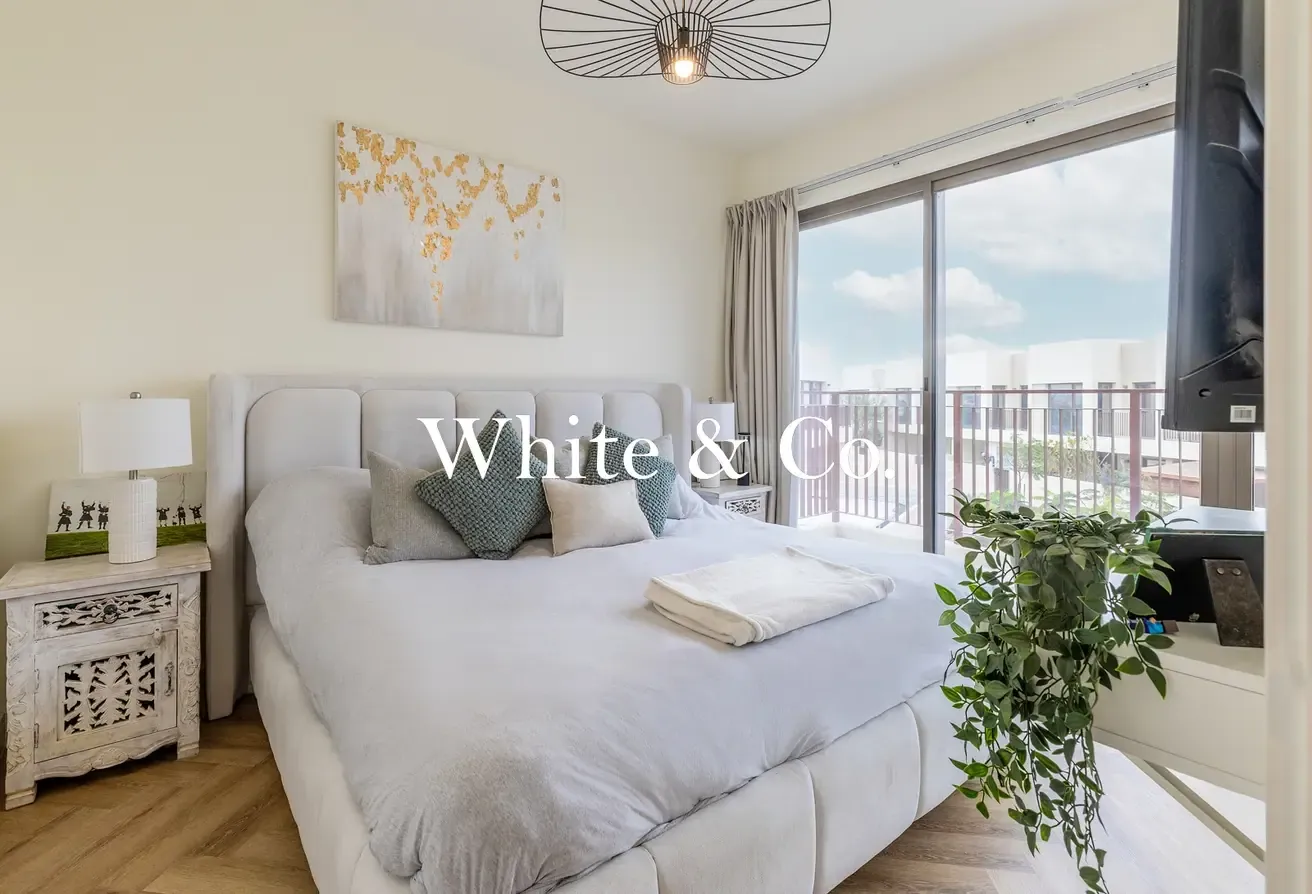 Upgraded | Furnished l Single Row| Vacant