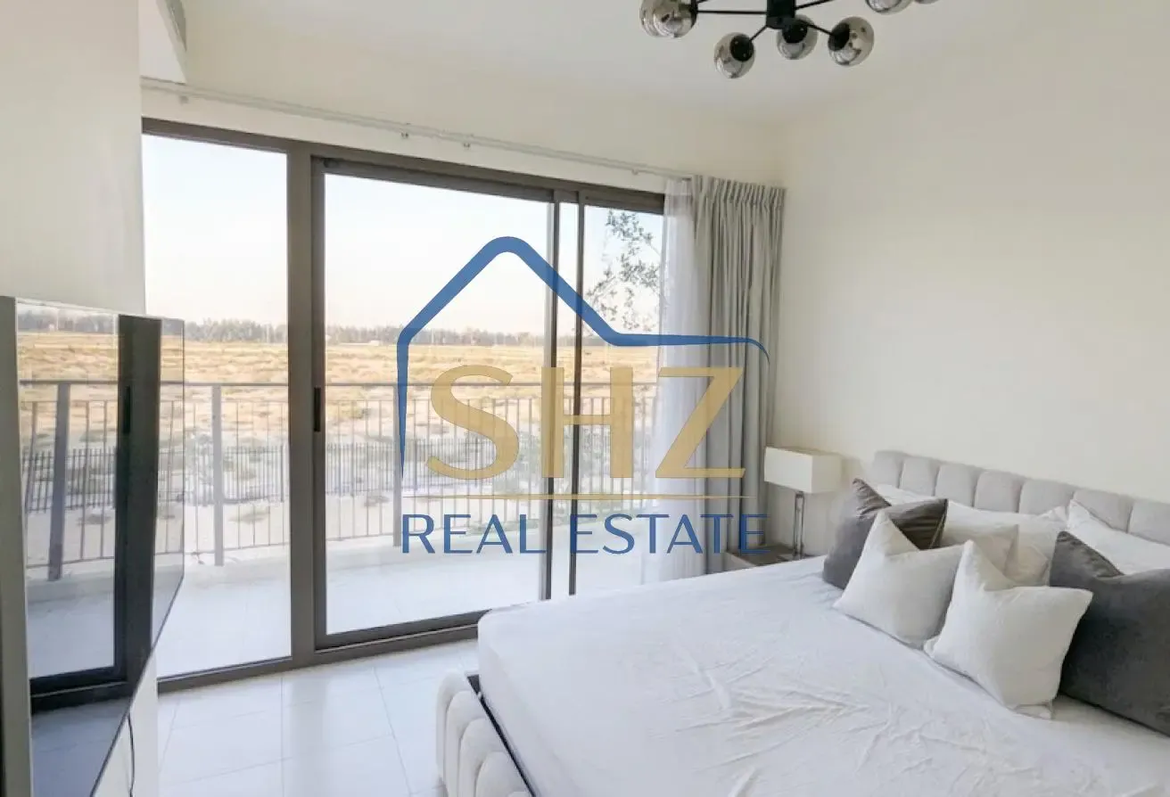 Corner |Single Row |Rented | Landscaped |No Agents