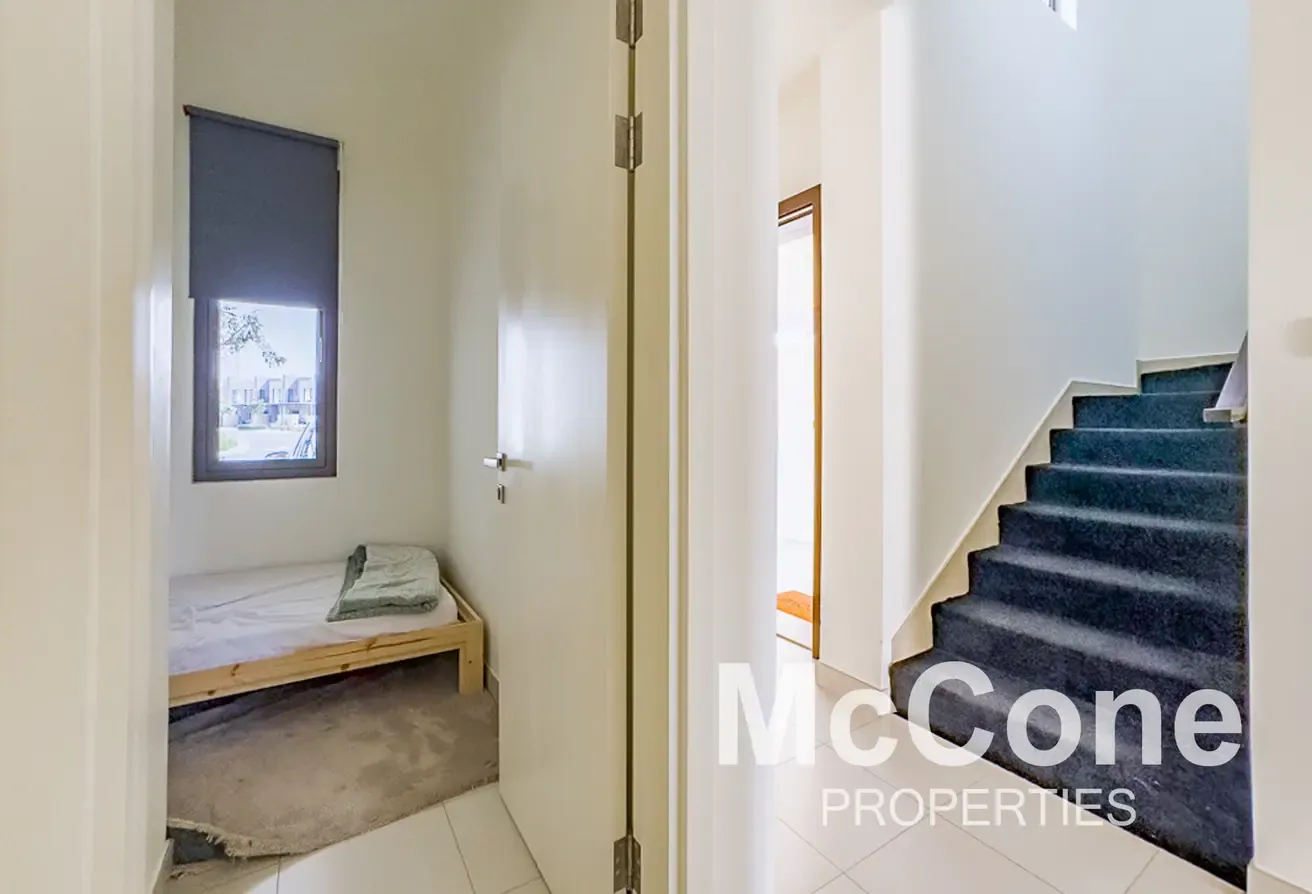 Vacant | B2B | Investor Deal | Genuine | Vastu