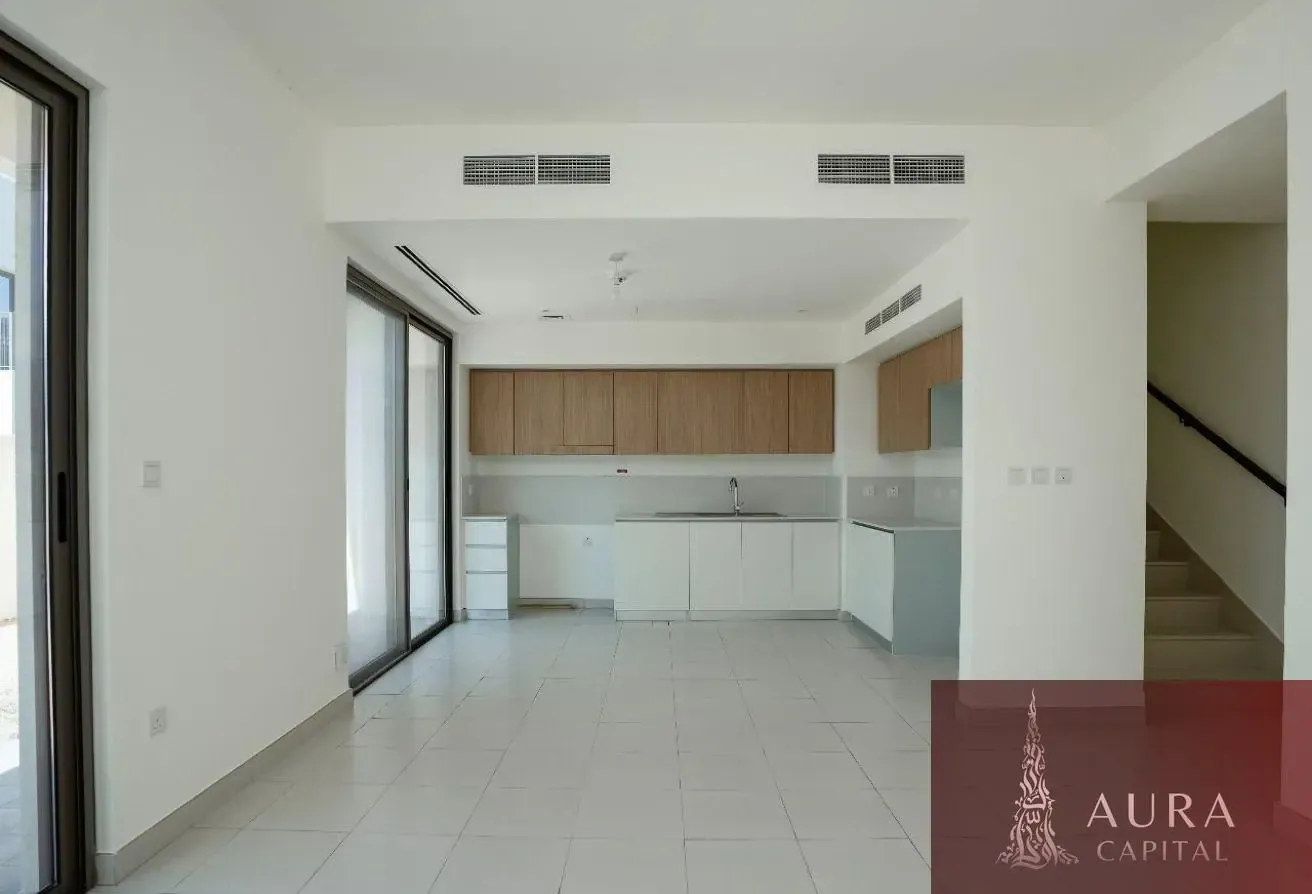 Spacious 3BR | Family Community | Multiple Options