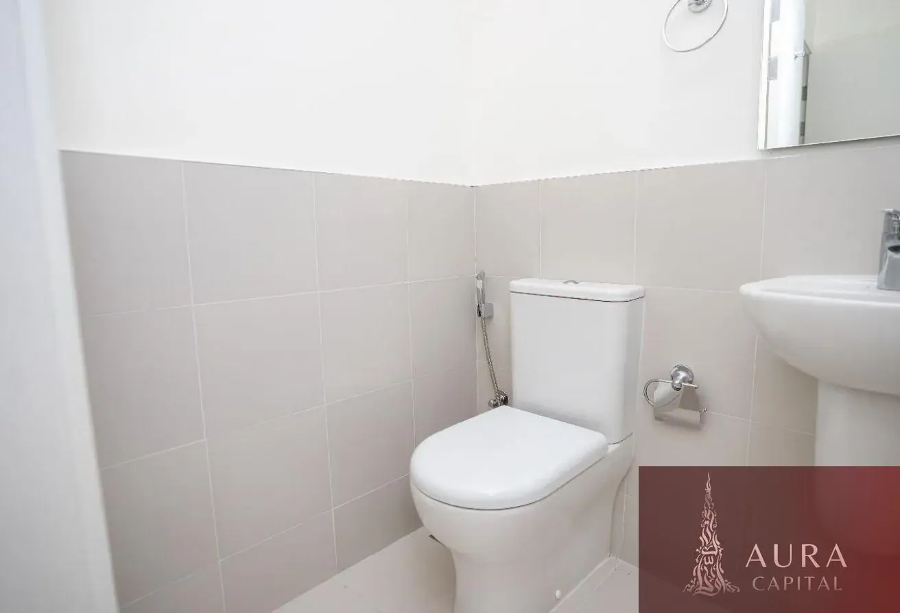 Spacious 3BR | Family Community | Multiple Options
