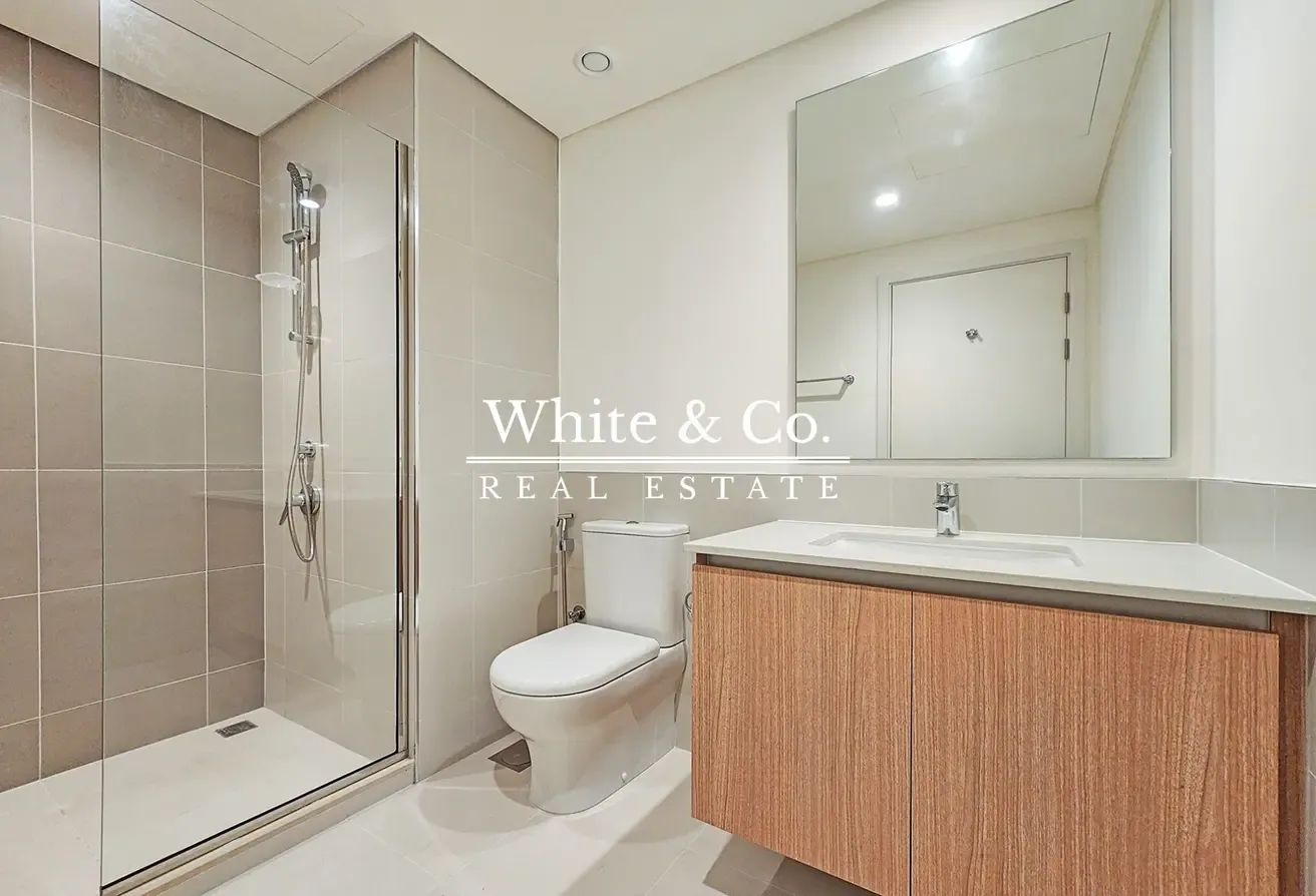 Modern Finishes | Family Villa | Vacant
