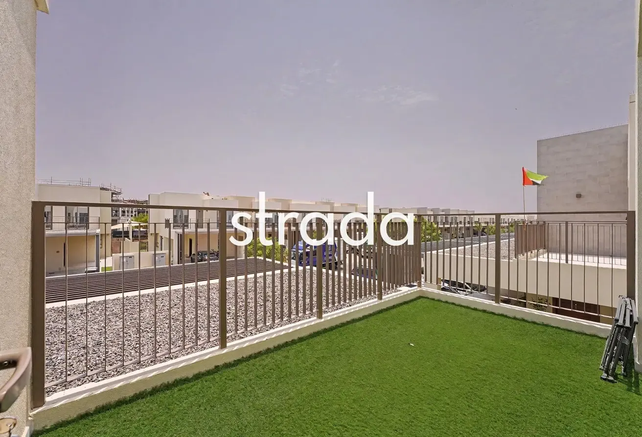 Corner Plot | Vacant on Transfer | Landscaped