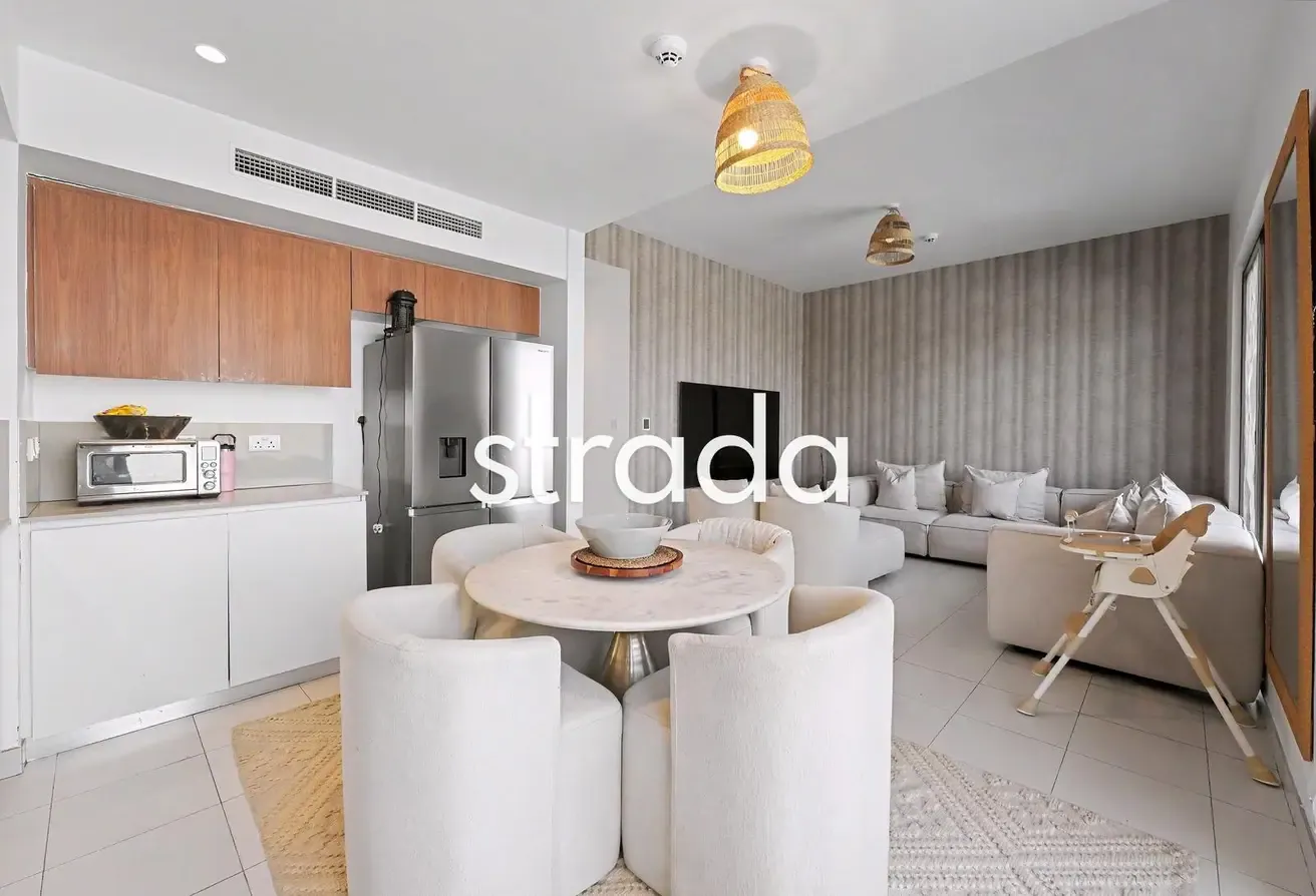 Corner Plot | Single Row | Vacant