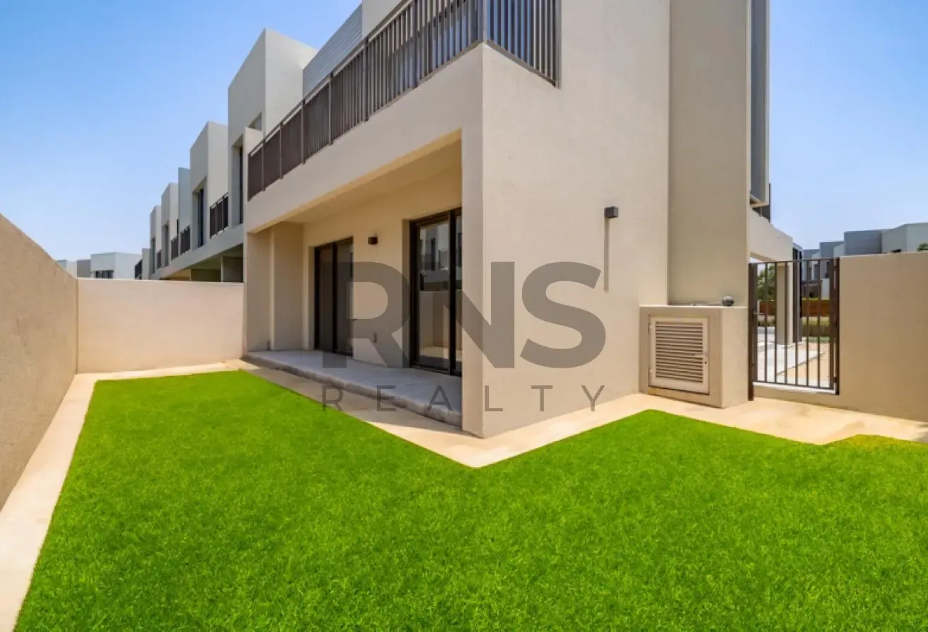 Prime Location | Back To Back | Vacant
