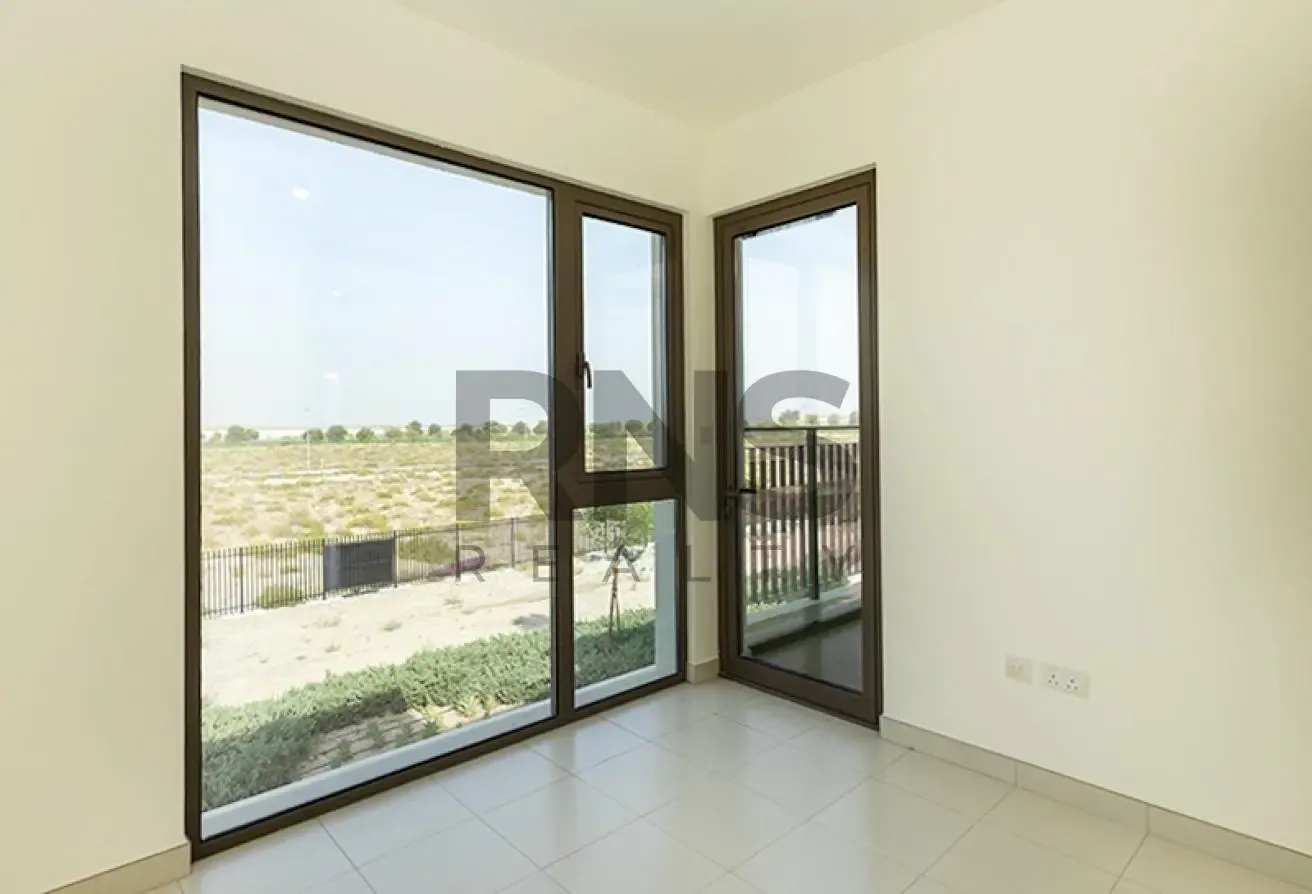 Vacant | Multiple Options | Close To Linear Park