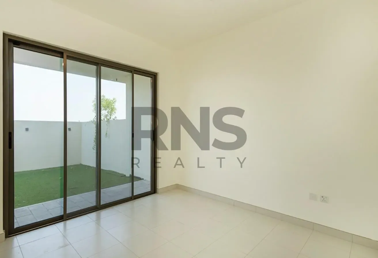 Vacant | Multiple Options | Close To Linear Park