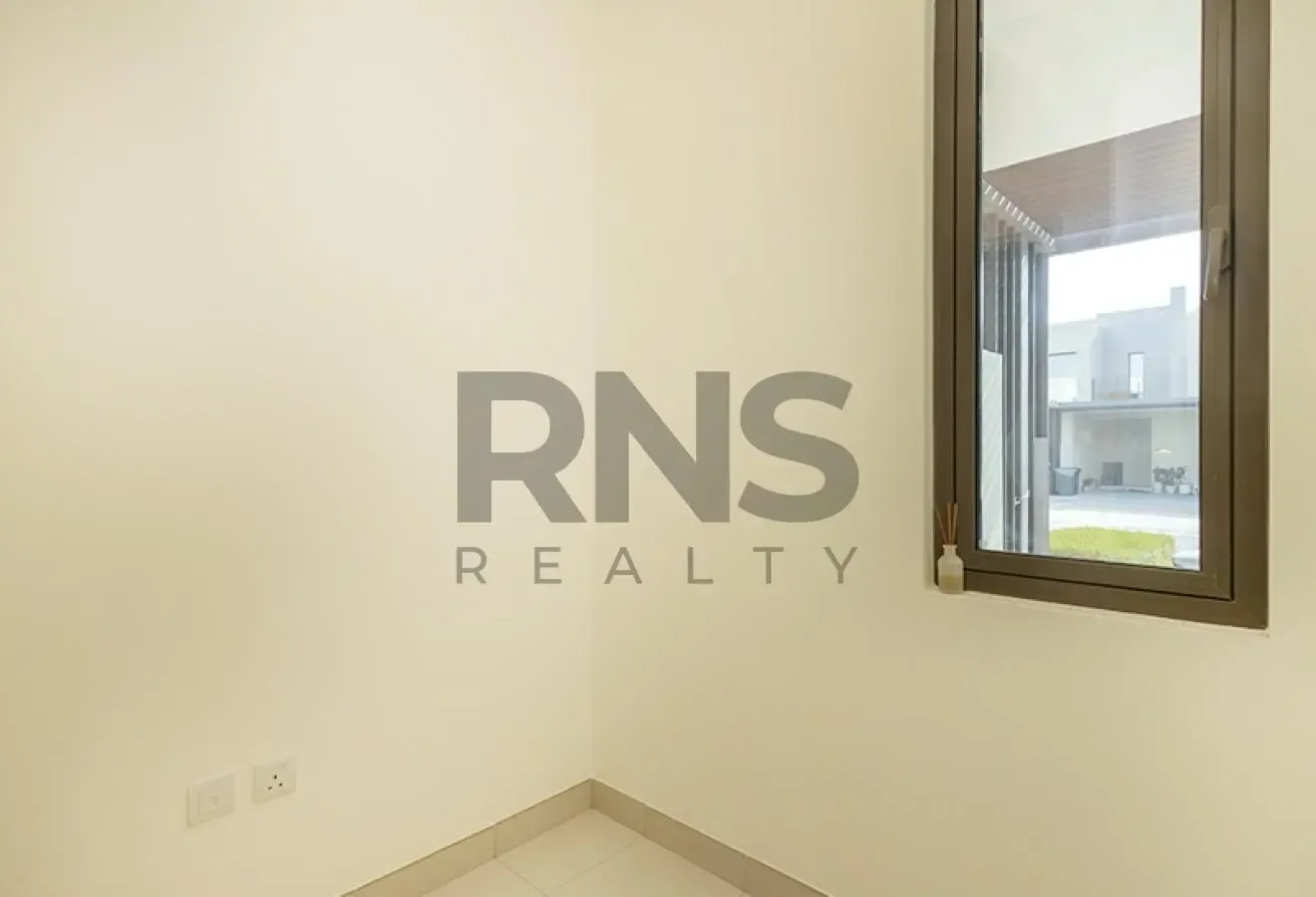 Vacant | Multiple Options | Close To Linear Park