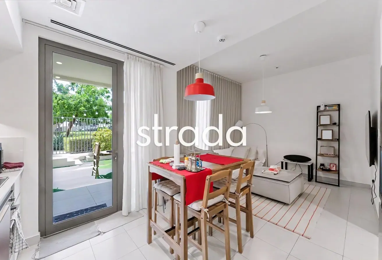Single row | Landscaped | Premium Community
