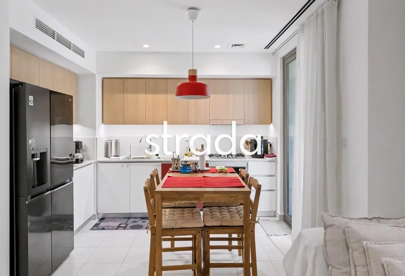 Single row | Landscaped | Premium Community