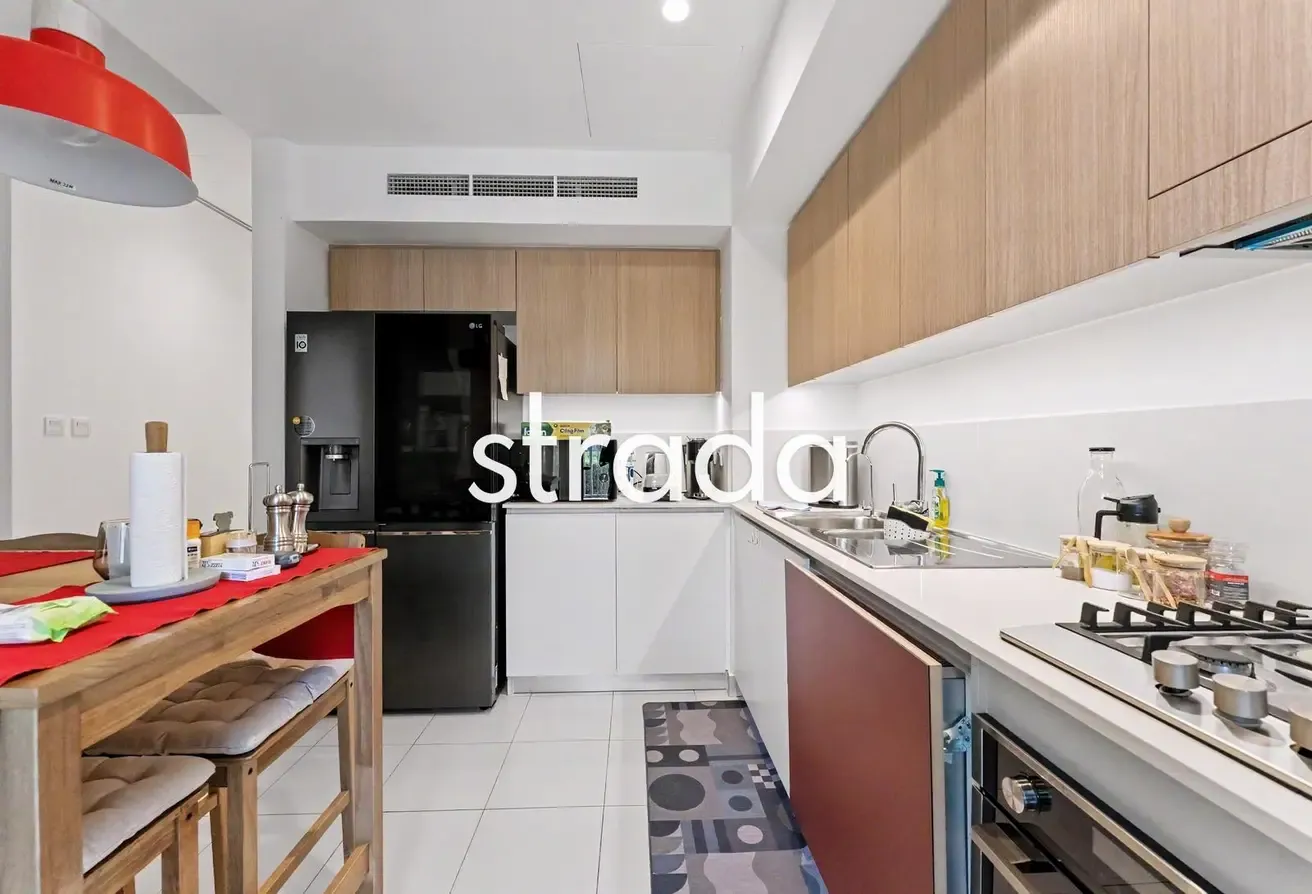 Single row | Landscaped | Premium Community