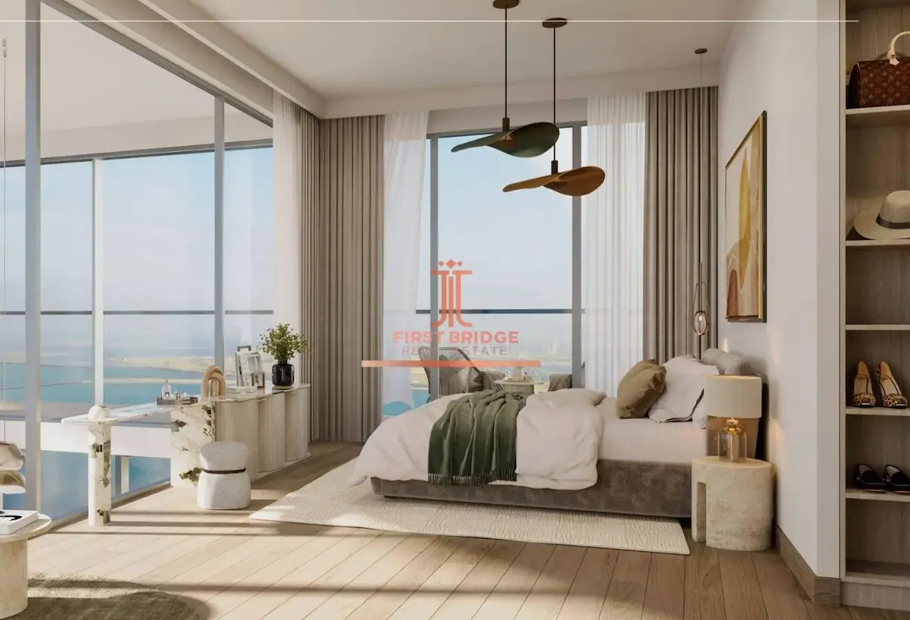 Every Room with Panoramic Sea and Skyline View
