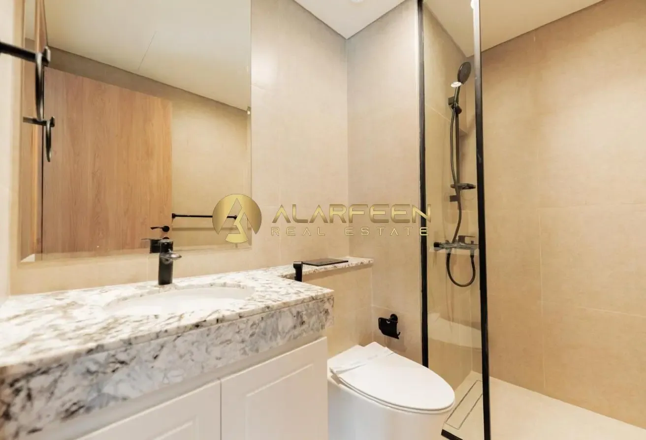 Single Row | Closed Kitchen |Easy access to Lagoon