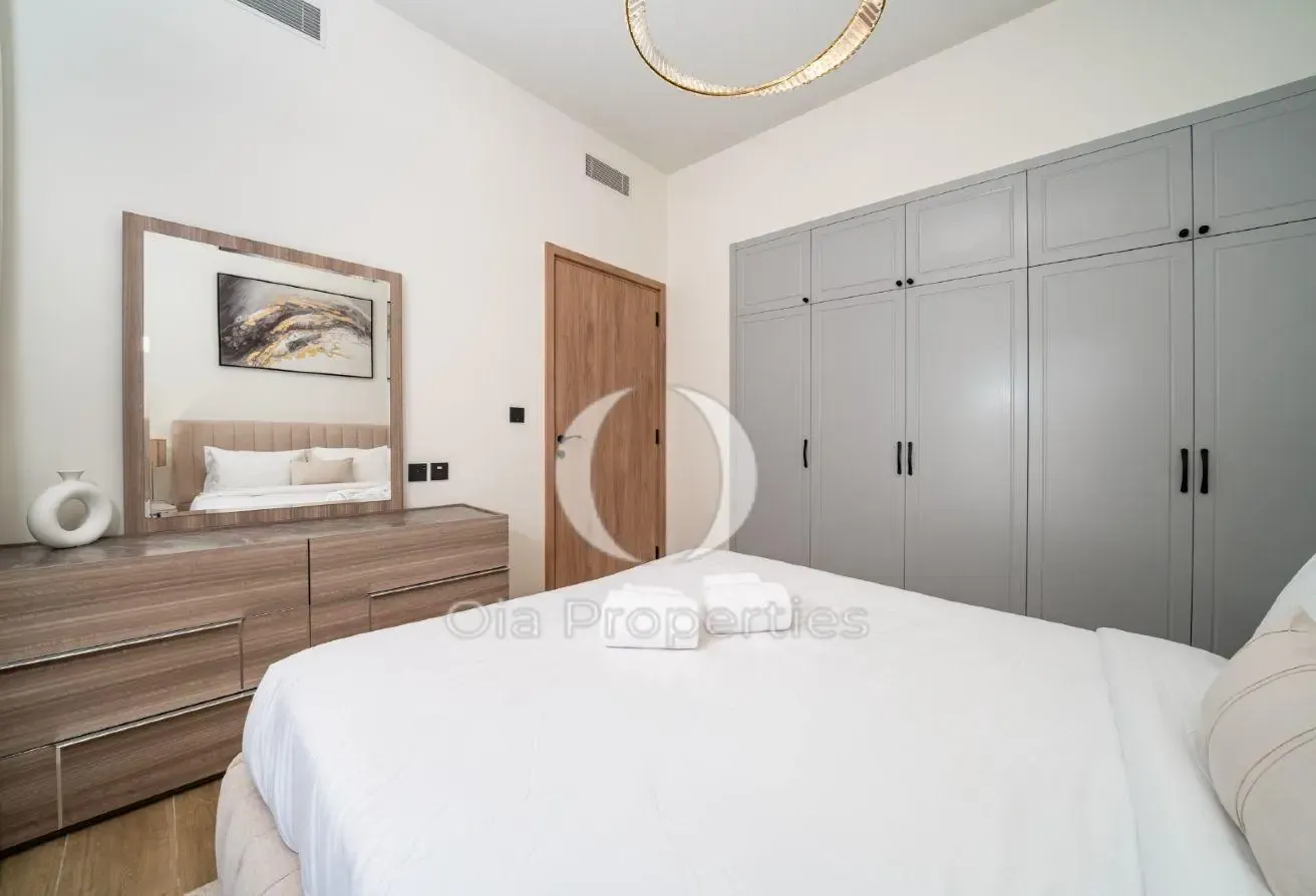 Multiple options| Viewing now |Steps to Club house