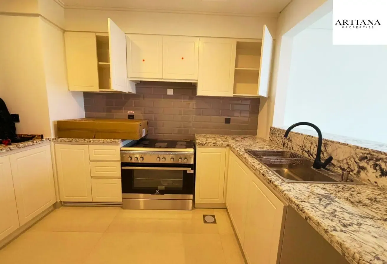 SINGLE ROW | SPACIOUS | CLOSE TO THE PARK