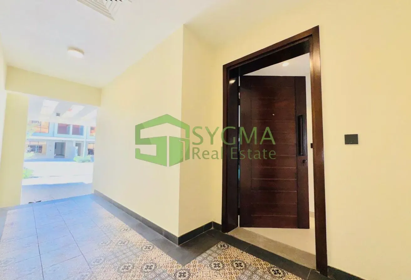 Spacious Vacant 4 Bedroom Near to Lagoons