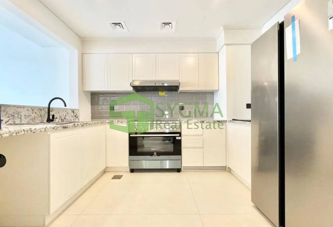 Spacious Vacant 4 Bedroom Near to Lagoons