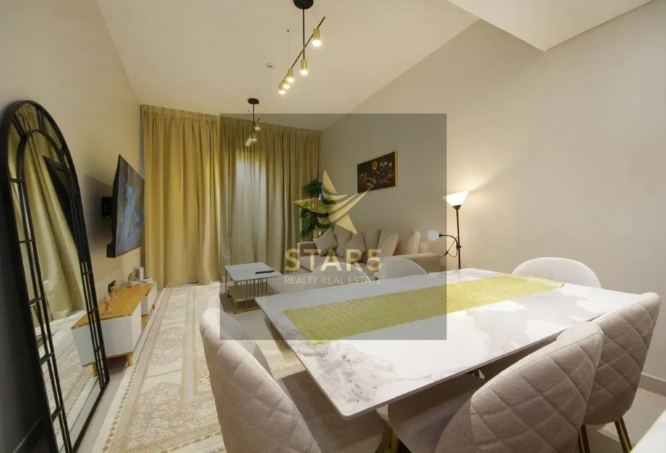 Furnished | Vacant | High Floor | Upgraded