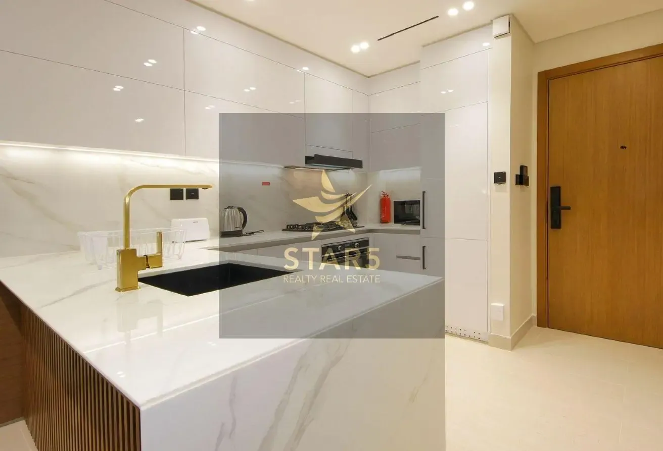 Furnished | Vacant | High Floor | Upgraded