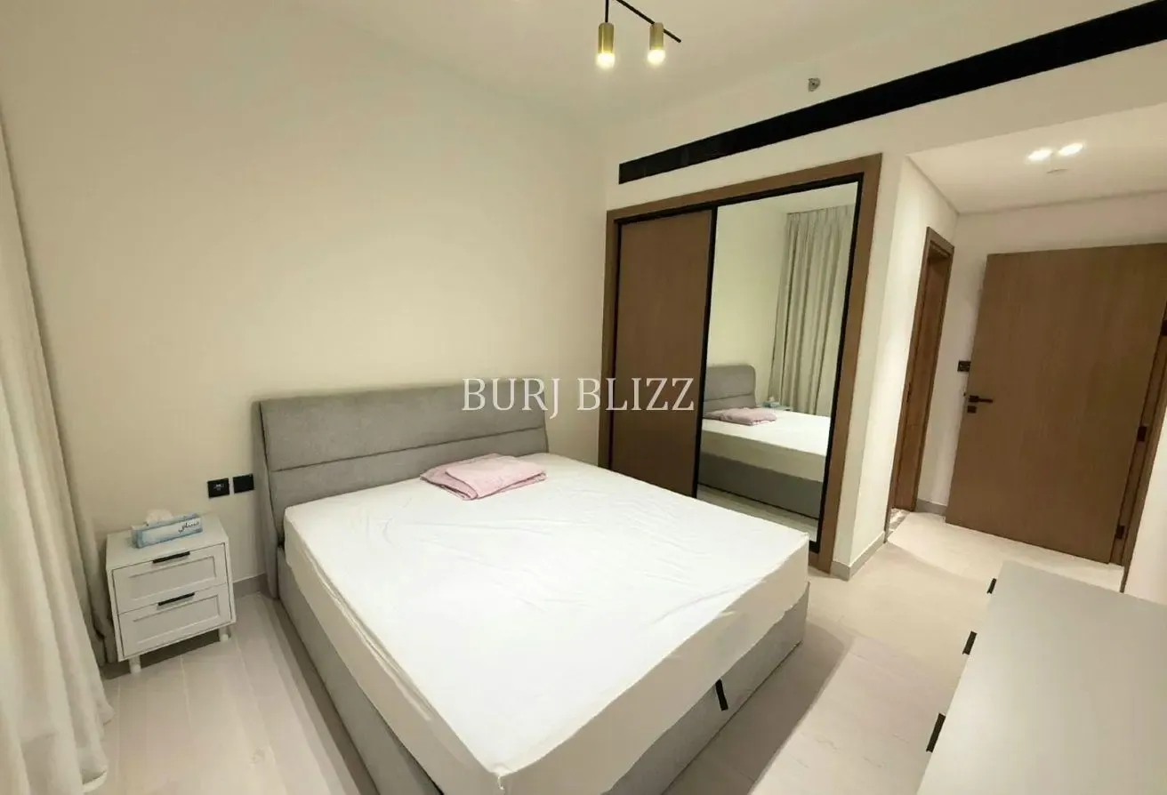 Luxurious 1BR | Prime Investment | Pool View