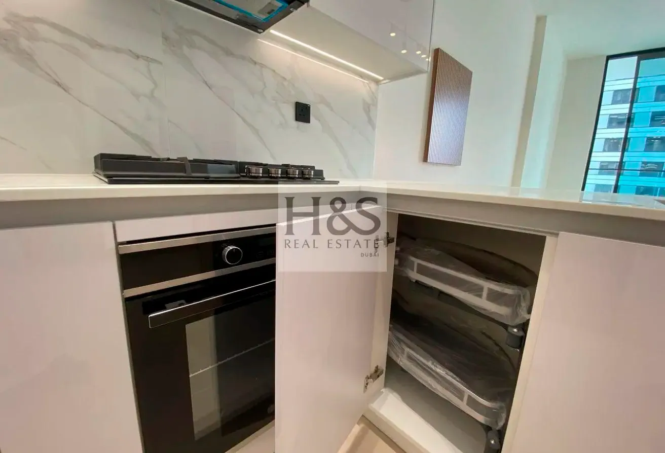 High ROI |With Kitchen Appliances | Boulevard View