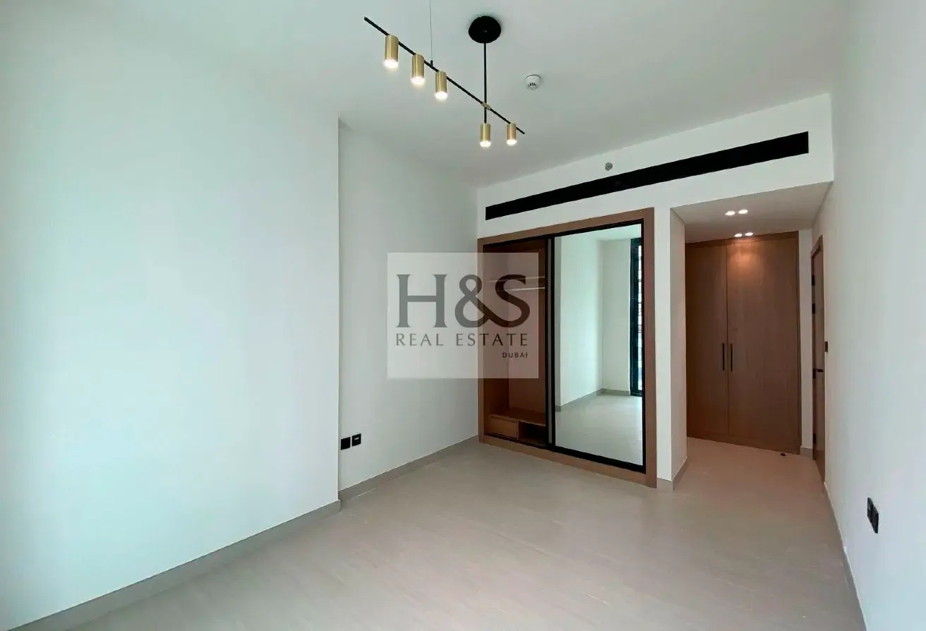 High ROI |With Kitchen Appliances | Boulevard View
