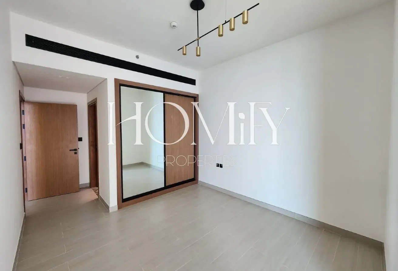 SMART INVESTMENT | MODERN LIVING | BEST OFFER