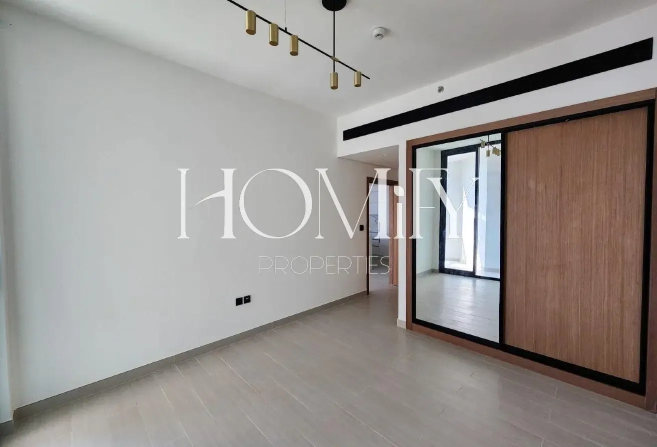 SMART INVESTMENT | MODERN LIVING | BEST OFFER