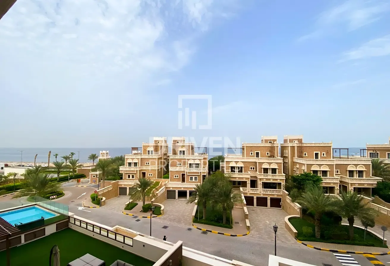 Upgraded | Sea View | Tenanted | High ROI