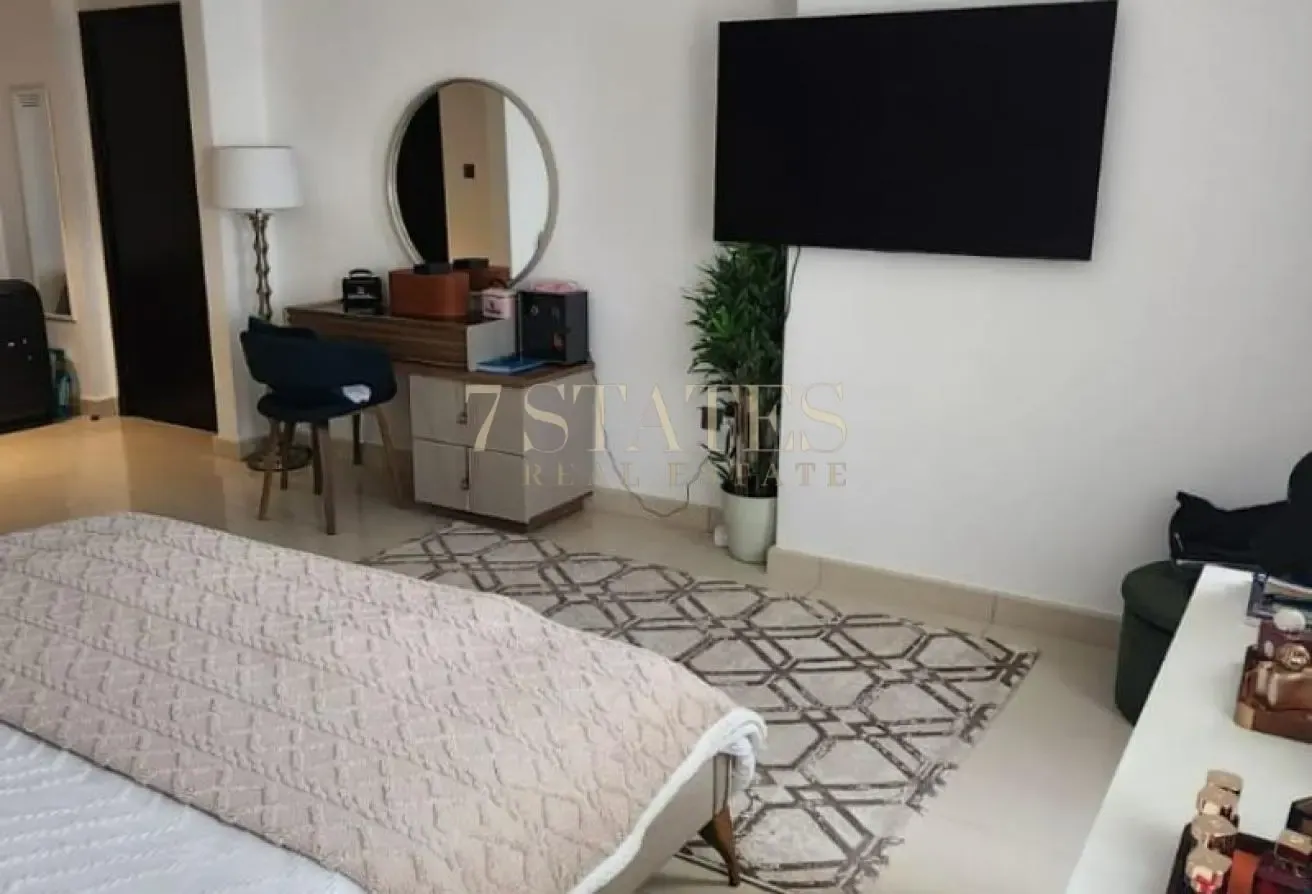 BIG LAYOUT | FURNISHED | SEA VIEW
