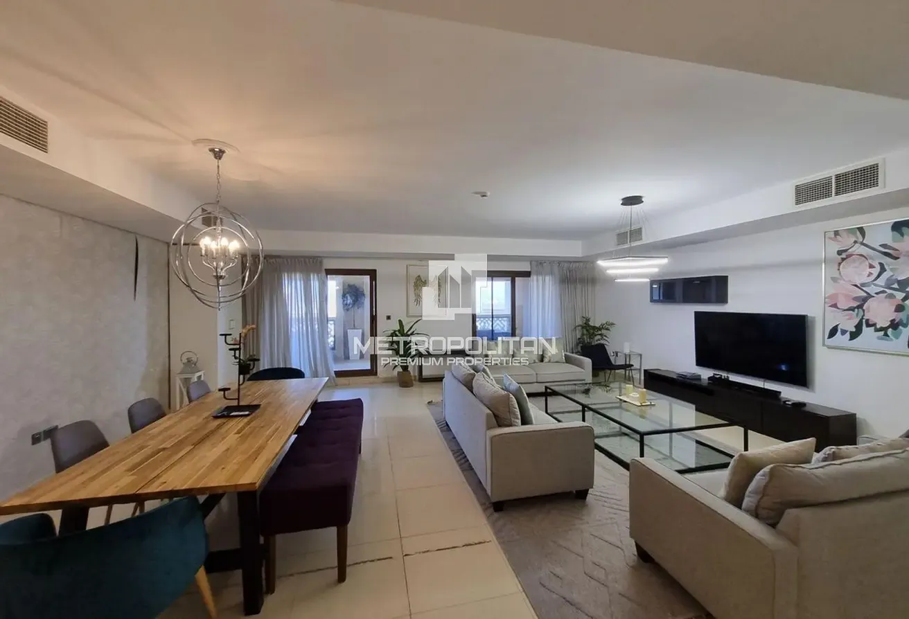 Spacious 4BR | Furnished | Beach | VOT | Palm View