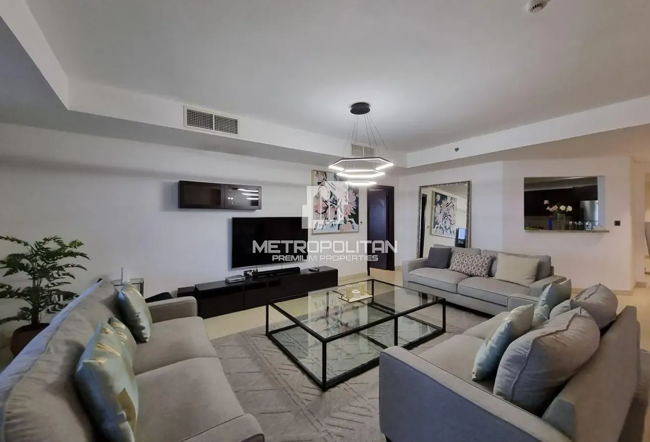 Spacious 4BR | Furnished | Beach | VOT | Palm View