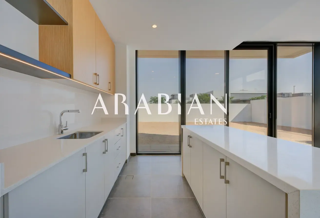 Single Row | Brand New | Onyx | 2BR + Maids