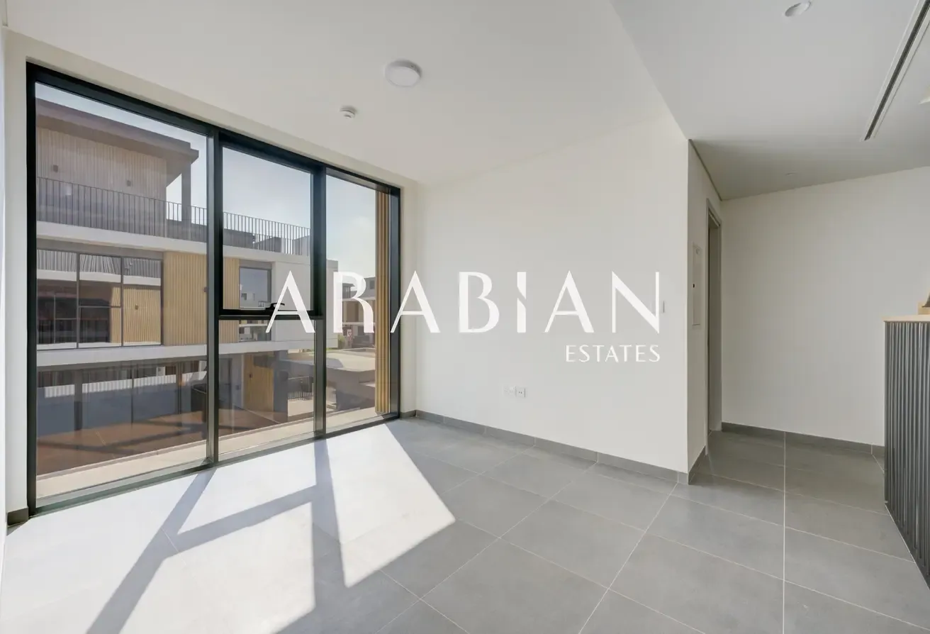Single Row | Brand New | Onyx | 2BR + Maids
