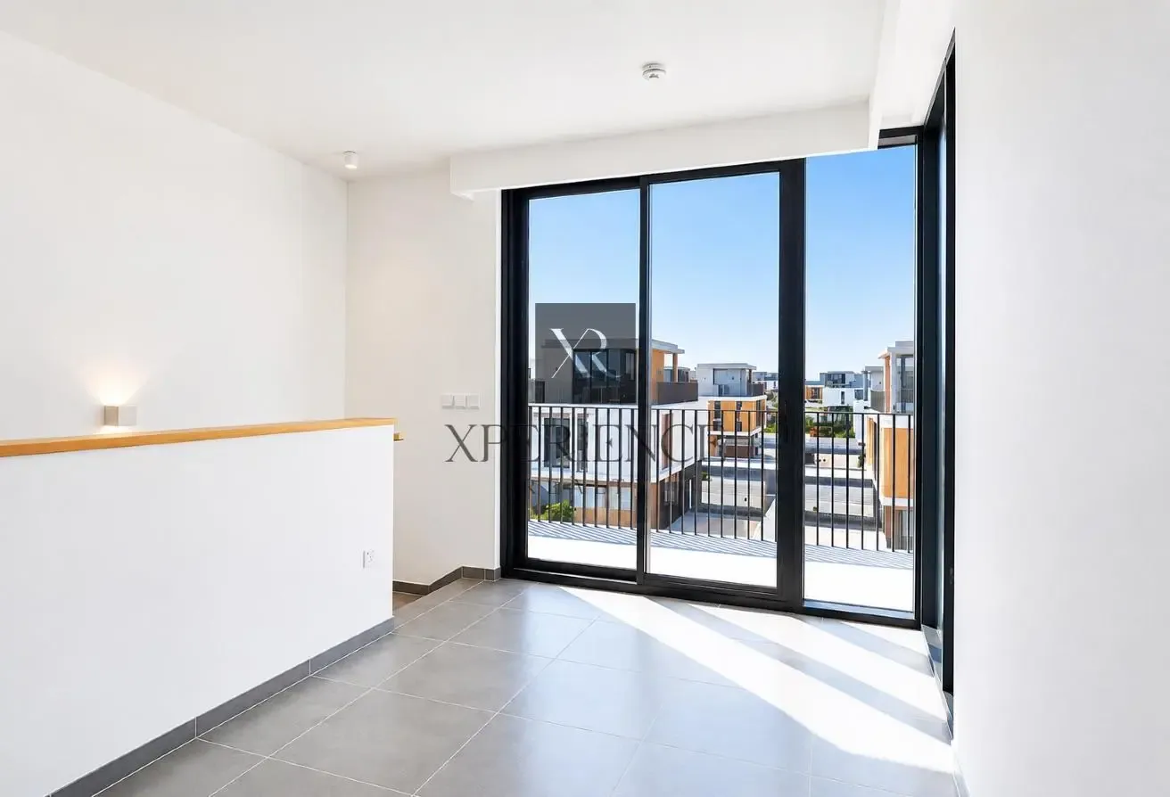 READY TO MOVE IN | BRAND NEW | NEAR PARK
