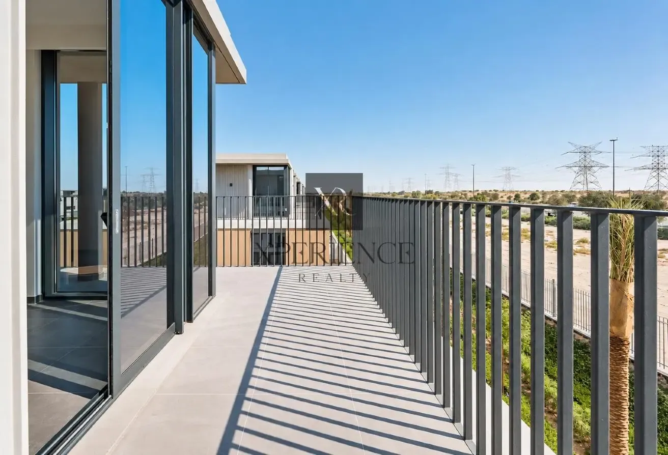 READY TO MOVE IN | BRAND NEW | NEAR PARK