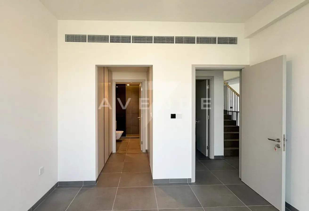 Brand New | Ready to Move-in | Close to Pool