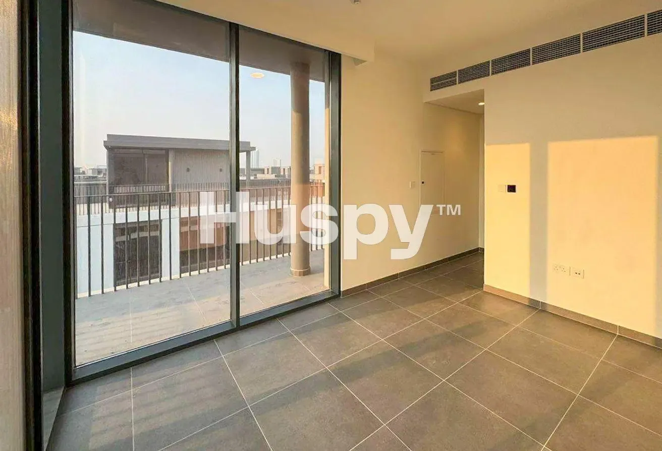 Private Garden | Ready to Move | Keys in Hand