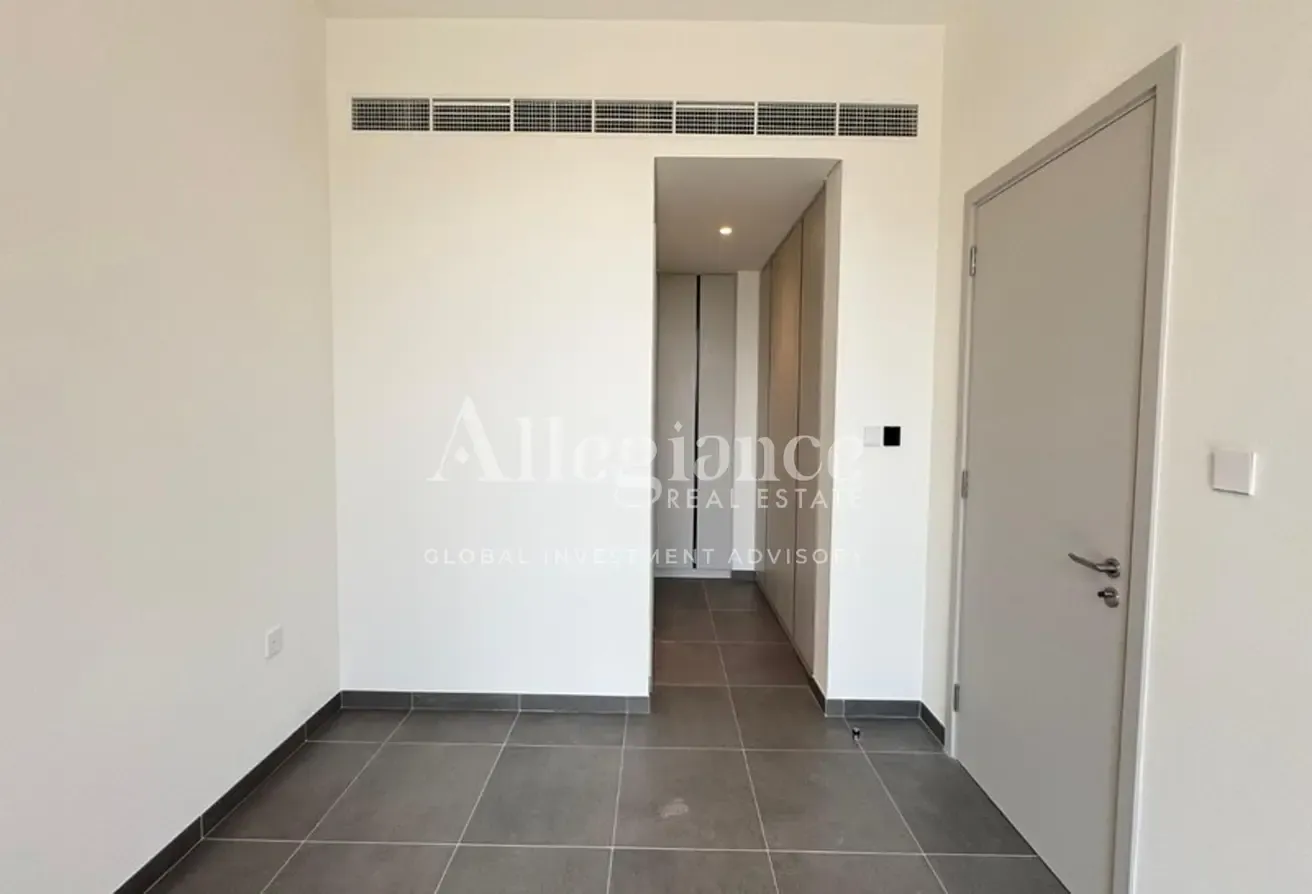 Modern 5BR Villa | Premium Community | Spacious