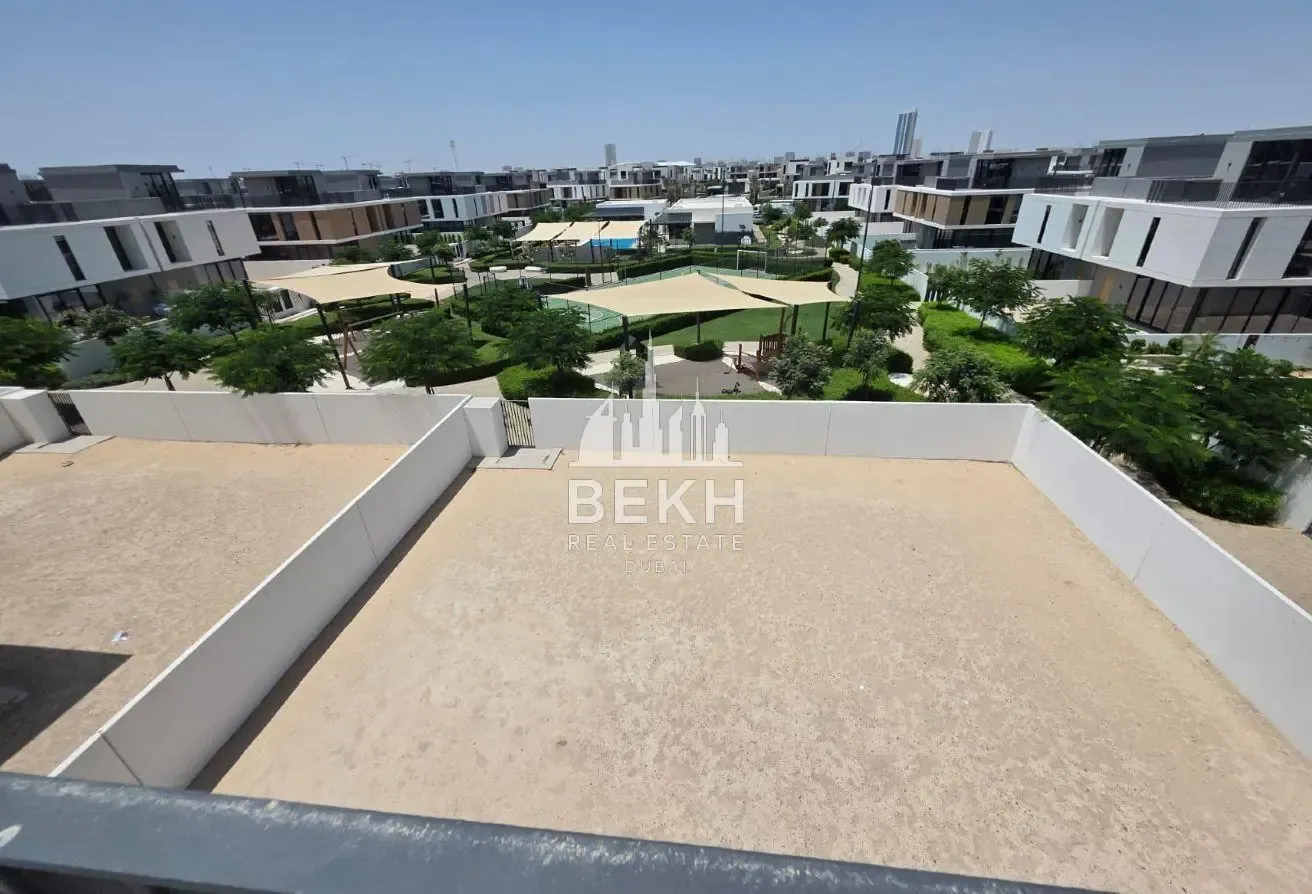 Luxury 5BR Villa | Huge Plot | Prime Location