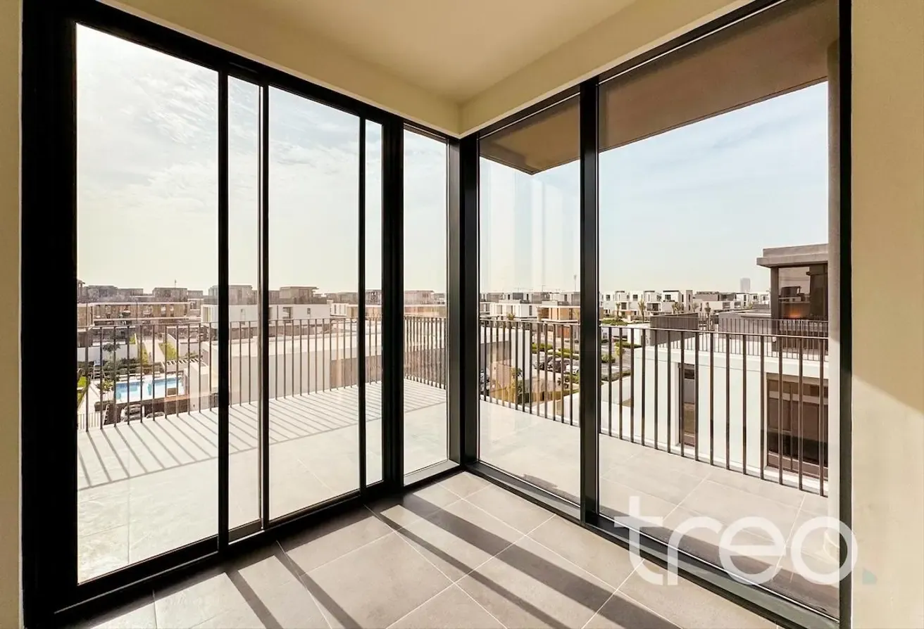 Premium 5BR + Maid Villa | Gated Community