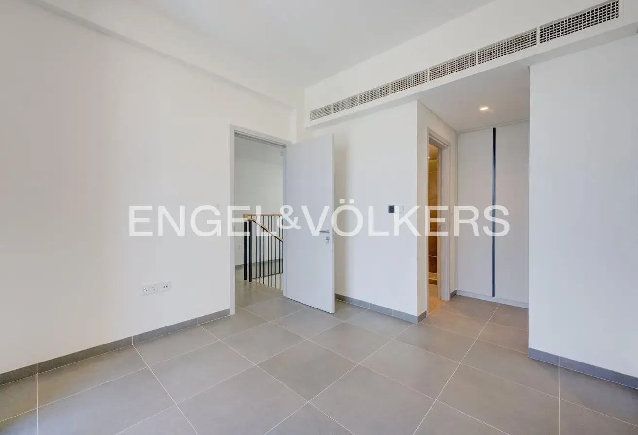 Internal Location | Spacious | Brand New